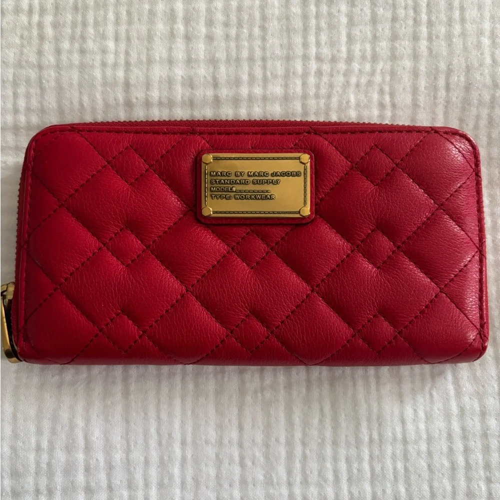 Marc Jacobs Cherry Quilted Wallet - Picture 1 of 3